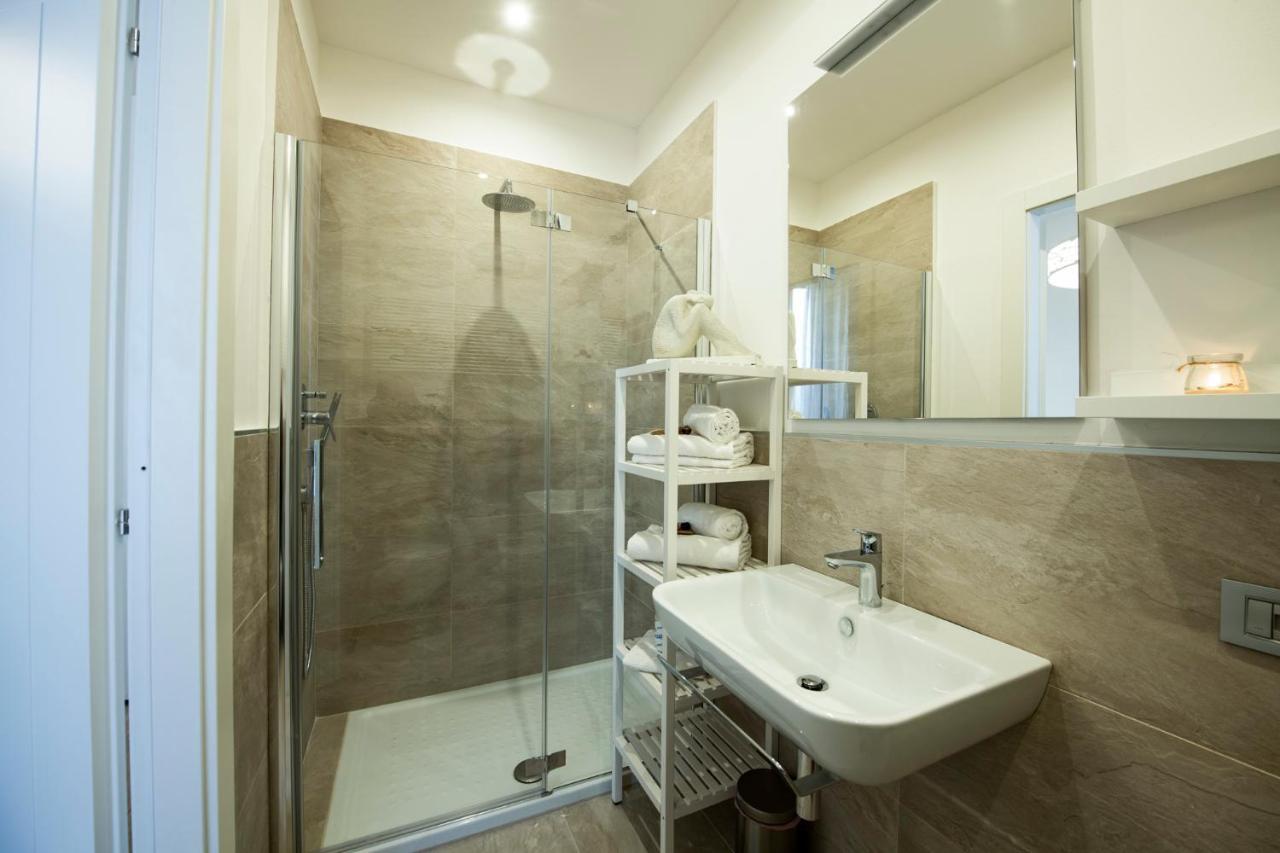 Mamo Florence - Amalia Piazza Signoria Apartment Экстерьер фото